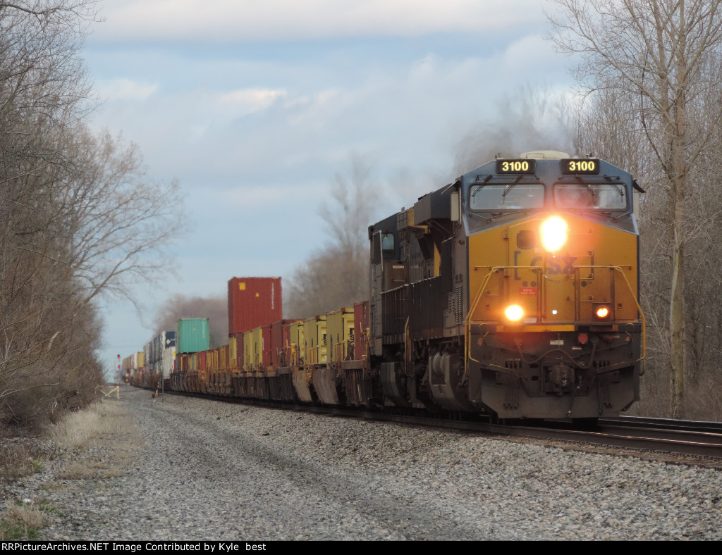 CSX 3100 on I007